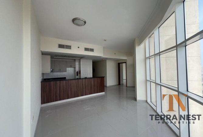 HIGHER FLOOR | BIGGER LAYOUT | READY TO MOVE IN photo 3