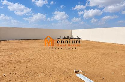 Land - Studio for rent in Al Jlail - Al Sajaa - Sharjah