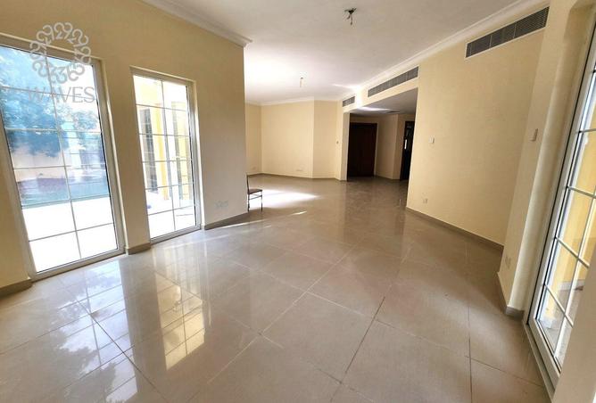 83226616 - Property Image 3