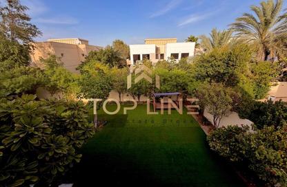Villa - 4 Bedrooms - 5 Bathrooms for rent in Meadows 9 - Meadows - Dubai