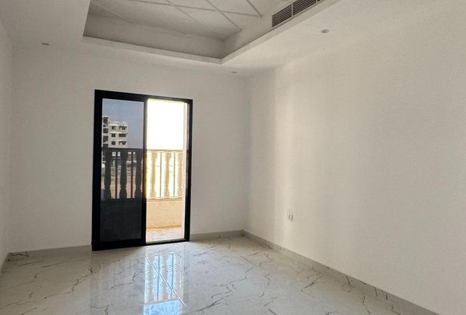 56953927 - صورة العقار 3