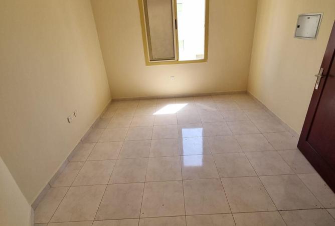 81953434 - Property Image 3