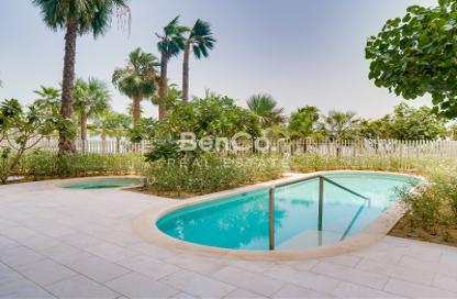 Apartment - 4 - 5 for rent in Serenia Living Tower 3 - Serenia Living - Palm Jumeirah - Dubai