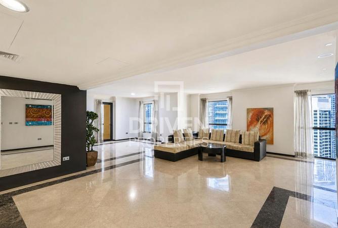 127477035 - Property Main Image
