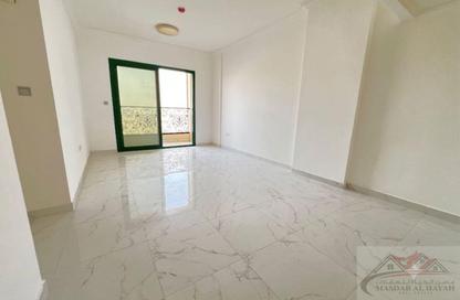 Apartment - 2 Bedrooms - 3 Bathrooms for rent in SG Muwaileh Building - Muwaileh - Sharjah