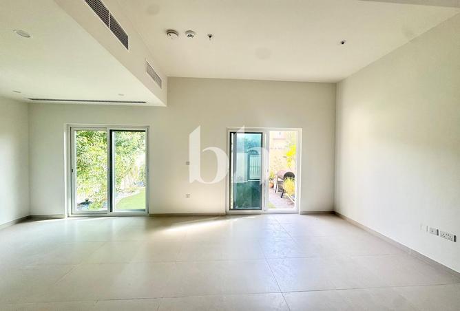 71122545 - صورة العقار 3