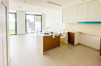 Townhouse - 3 - 4 for rent in Greenviews 2 - Emaar South - Dubai South (Dubai World Central) - Dubai