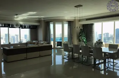 Apartment - 4 Bedrooms - 4 Bathrooms for rent in Blue Tower - Al Majaz 3 - Al Majaz - Sharjah