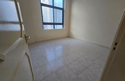 Apartment - 3 - 3 for rent in Thuraya Al Majaz Building - Al Majaz 3 - Al Majaz - Sharjah Apartment - 3 - 3 for rent in Thuraya Al Majaz Building - Al Majaz 3 - Al Majaz - Sharjah