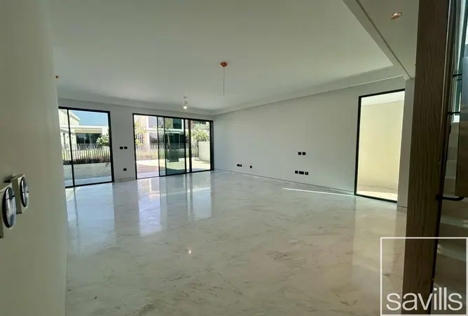 155577867 - Property Image 2
