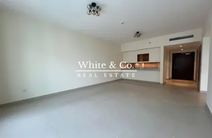 شقة - غرفة نوم - 2 حمامات للايجار في أكاسيا بي - اكاسيا - بارك هايتس - دبي هيلز استيت - دبي