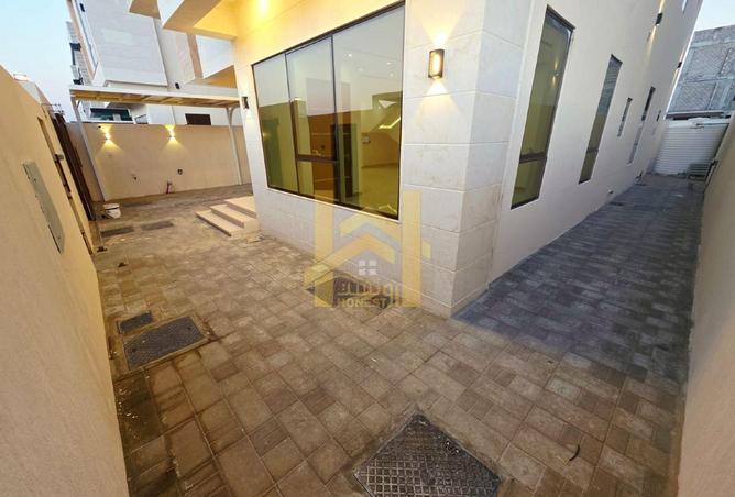 82811470 - Property Image 3