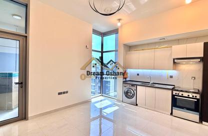 Apartment - Studio - 1 Bathroom for rent in Burj Ghaya - Al Jaddaf - Dubai