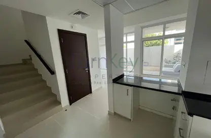 تاون هاوس - 3 غرف نوم - 3 حمامات للايجار في البيزيا - داماك هيلز 2 - دبي