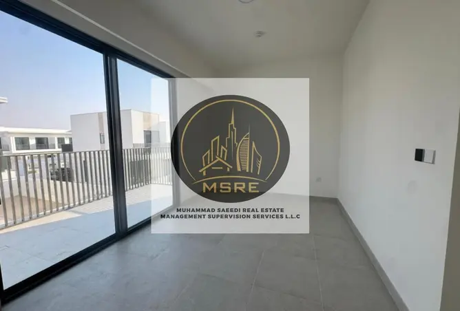 142388000 - صورة العقار 2