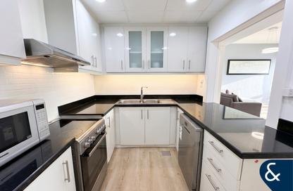 Apartment - 2 - 3 for sale in Rimal 3 - Rimal - Jumeirah Beach Residence - Dubai