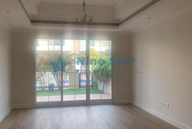 61662345 - Property Image 3