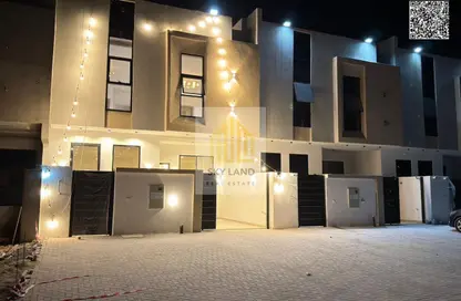 تاون هاوس - 4 غرف نوم - 6 حمامات للبيع في الزاهية جاردنز - الزاهية - عجمان