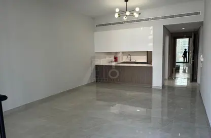 شقة - 2 غرف نوم - 3 حمامات للايجار في أورا إليجانس - واحة دبي للسيليكون - دبي