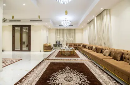 Villa - 6 Bedrooms - 7 Bathrooms for rent in Al Quoz 1 Villas - Al Quoz 1 - Al Quoz - Dubai