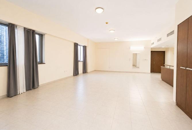 100838884 - Property Main Image