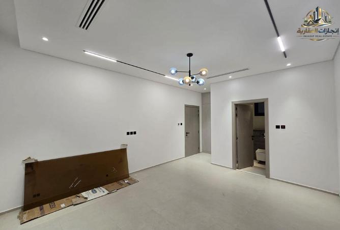 79825067 - Property Image 2