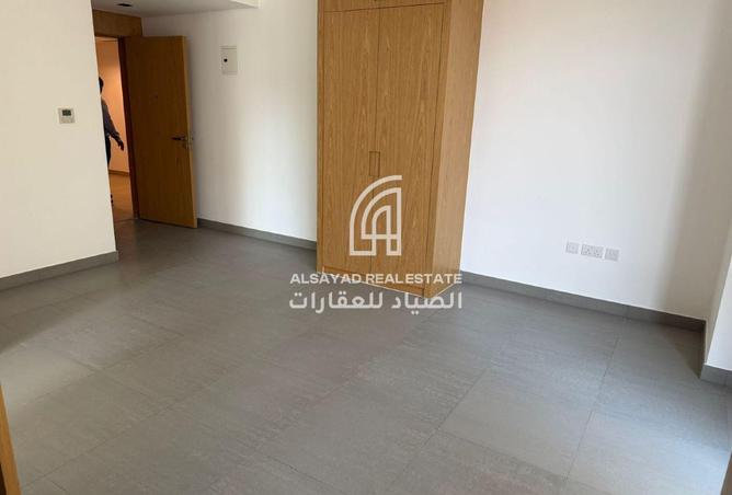 104261945 - صورة العقار 2