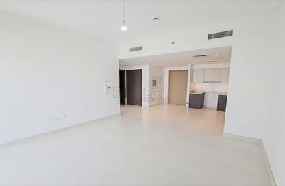 شقة - غرفة نوم - 1 حمام للبيع في A كريك سايد 18 - حدائق الإمارات 1 - مرسى خور دبي - دبي