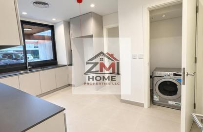 Townhouse - 4 - 5 for rent in Saro - Masaar - Tilal City - Sharjah