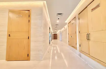 شقة - 2 غرف نوم - 3 حمامات للايجار في D تلال سيتي - تلال سيتي - الشارقة