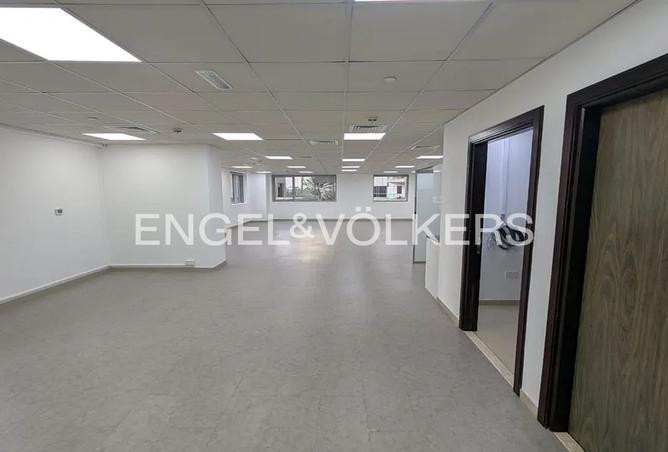122910677 - Property Main Image