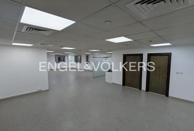 122910677 - Property Image 2