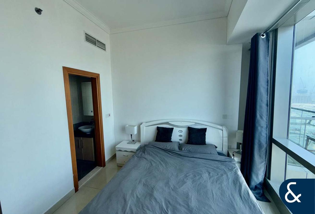 Three Bedroom | Furniture Optional | Sea View photo 8