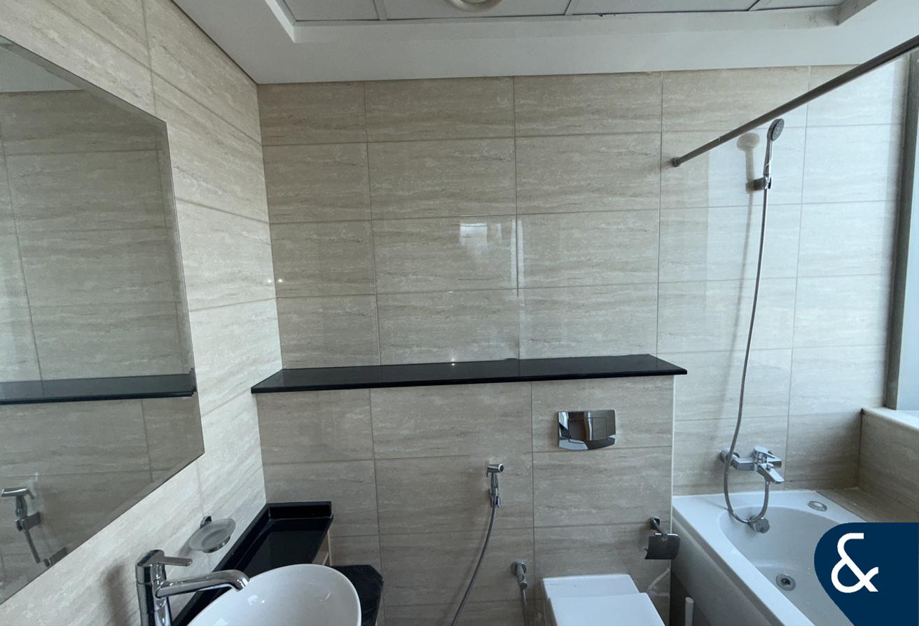 Three Bedroom | Furniture Optional | Sea View photo 11