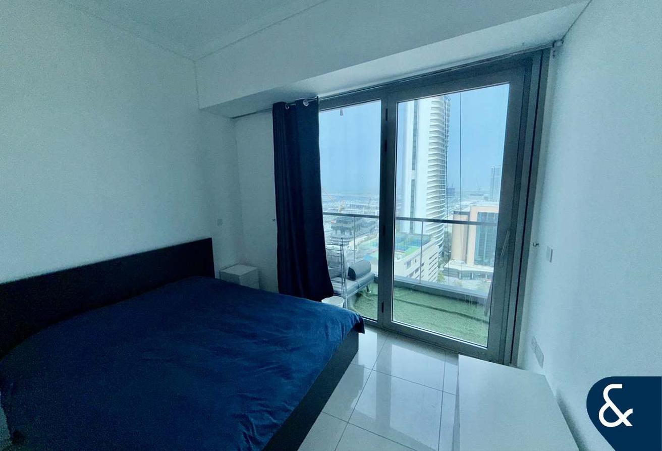Three Bedroom | Furniture Optional | Sea View photo 9