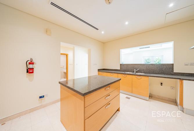 118586657 - Property Image 3