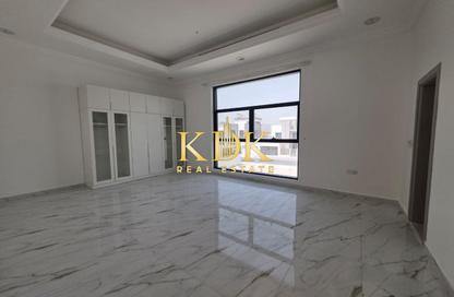 Villa - 5 Bedrooms - 7+ Bathrooms for rent in Nad Al Sheba 1 - Nad Al Sheba - Dubai