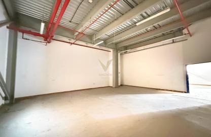 Warehouse - Studio - 3 for rent in Al Qusais Industrial Area 5 - Al Qusais Industrial Area - Al Qusais - Dubai