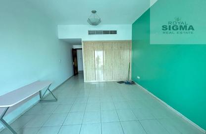 Apartment - 2 Bedrooms - 4 Bathrooms for rent in Oud Metha Building - Oud Metha - Bur Dubai - Dubai