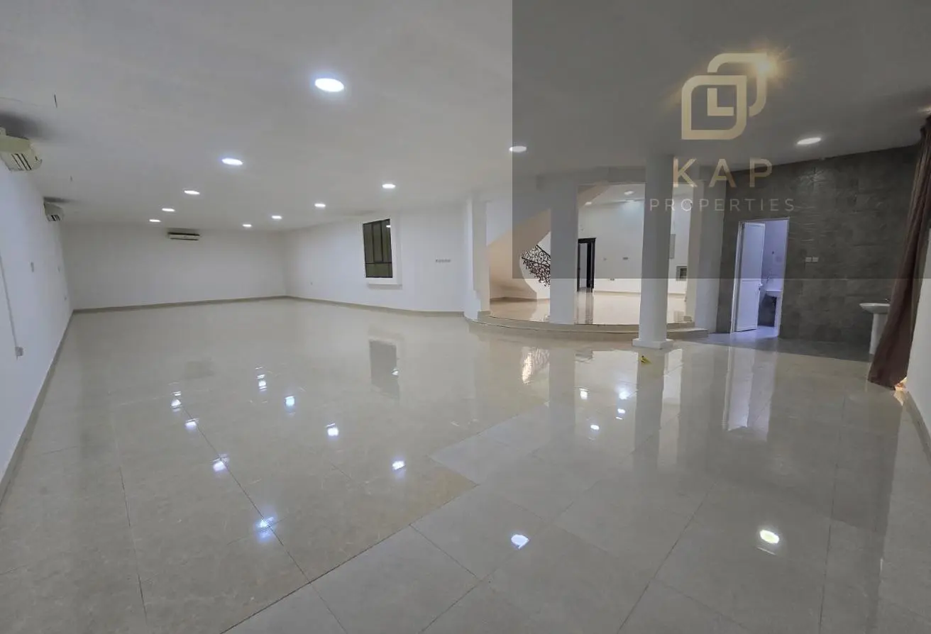 77219926 - Property Main Image