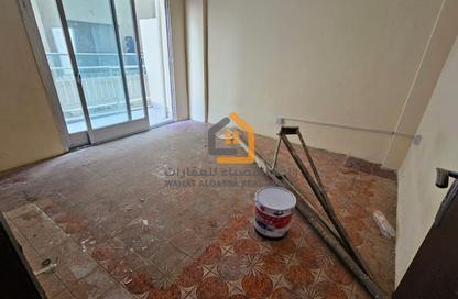 Apartment - 2 Bedrooms - 2 Bathrooms for rent in Al Wahda Building - Al Majaz 2 - Al Majaz - Sharjah