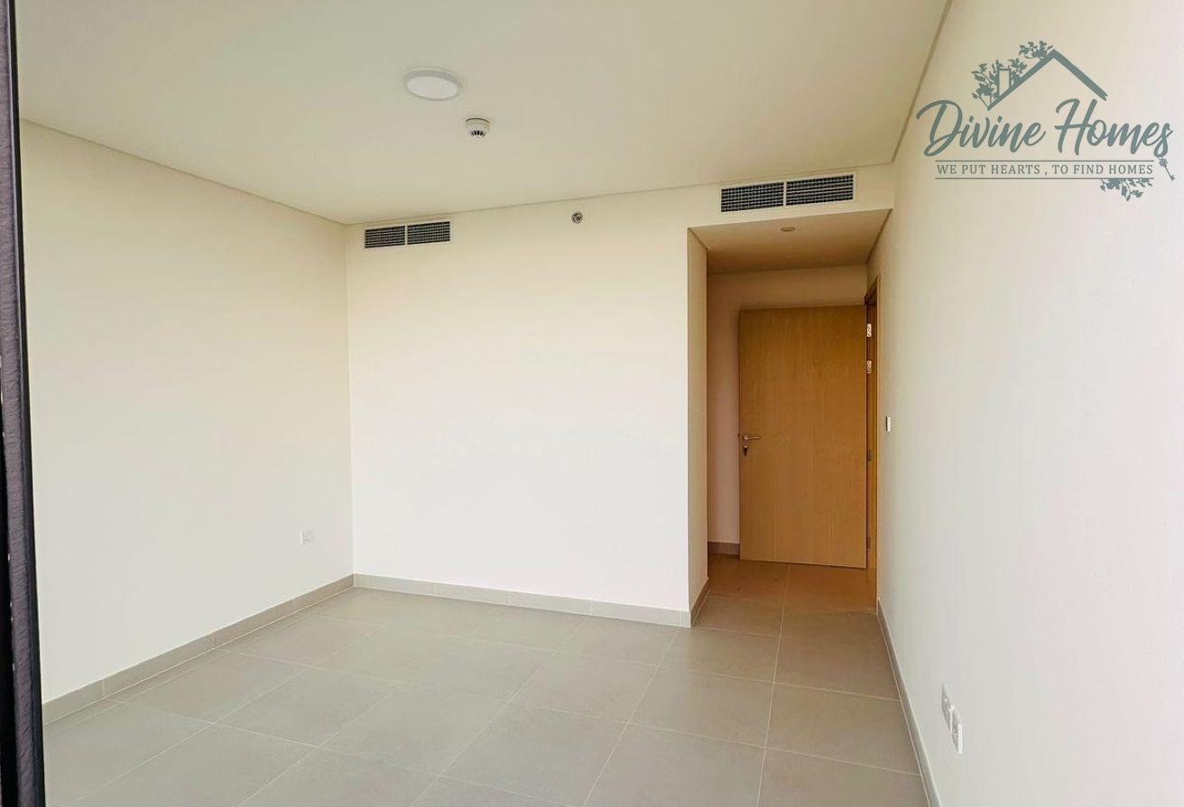 Ready to Move | Premium Amenities | Golf Views photo 16