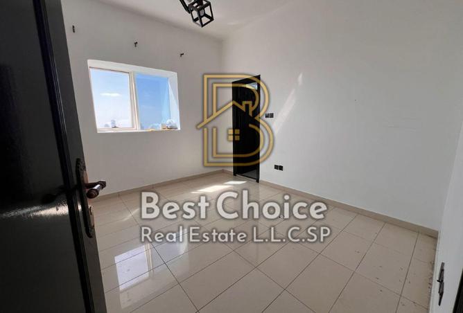 141893800 - Property Image 3