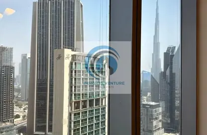 Apartment - 3 Bedrooms - 3 Bathrooms for rent in 21st Century Tower - Sheikh Zayed Road - Dubai