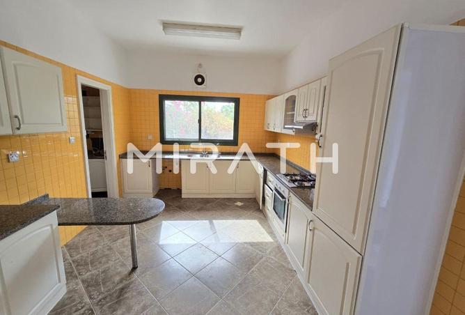 70279327 - صورة العقار 2