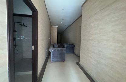 Shop - Studio for rent in Zee Zee Tower - Al Barsha 1 - Al Barsha - Dubai
