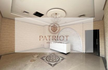 Shop - Studio for rent in Zee Zee Tower - Al Barsha 1 - Al Barsha - Dubai Shop - Studio for rent in Zee Zee Tower - Al Barsha 1 - Al Barsha - Dubai