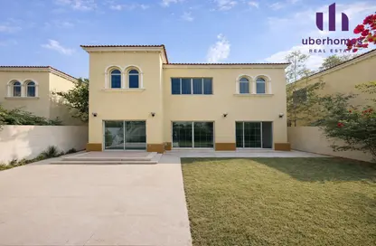 Villa - 4 Bedrooms - 4 Bathrooms for rent in District 8 - Jumeirah Park - Dubai