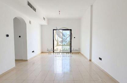 Apartment - 1 - 2 for rent in Al Majaz 3 - Al Majaz - Sharjah Apartment - 1 - 2 for rent in Al Majaz 3 - Al Majaz - Sharjah