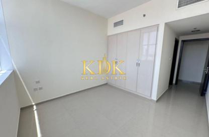 شقة - غرفة نوم - 2 حمامات للايجار في برج يونى استايت الرياضية - مدينة دبي الرياضية - دبي شقة - غرفة نوم - 2 حمامات للايجار في برج يونى استايت الرياضية - مدينة دبي الرياضية - دبي